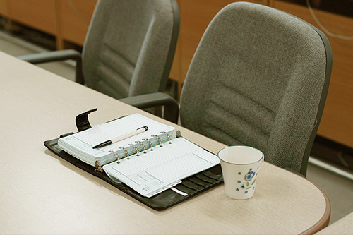 代办公司进行公司注册需要什么手续？